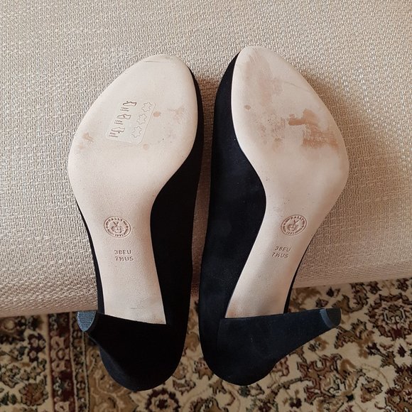 BALLY Black Suede Heels with Hidden Platform (size 7.5 US / 38 EU) - Picture 7 of 11